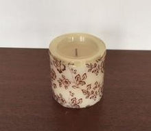 Load image into Gallery viewer, Floral Patterned Candle

